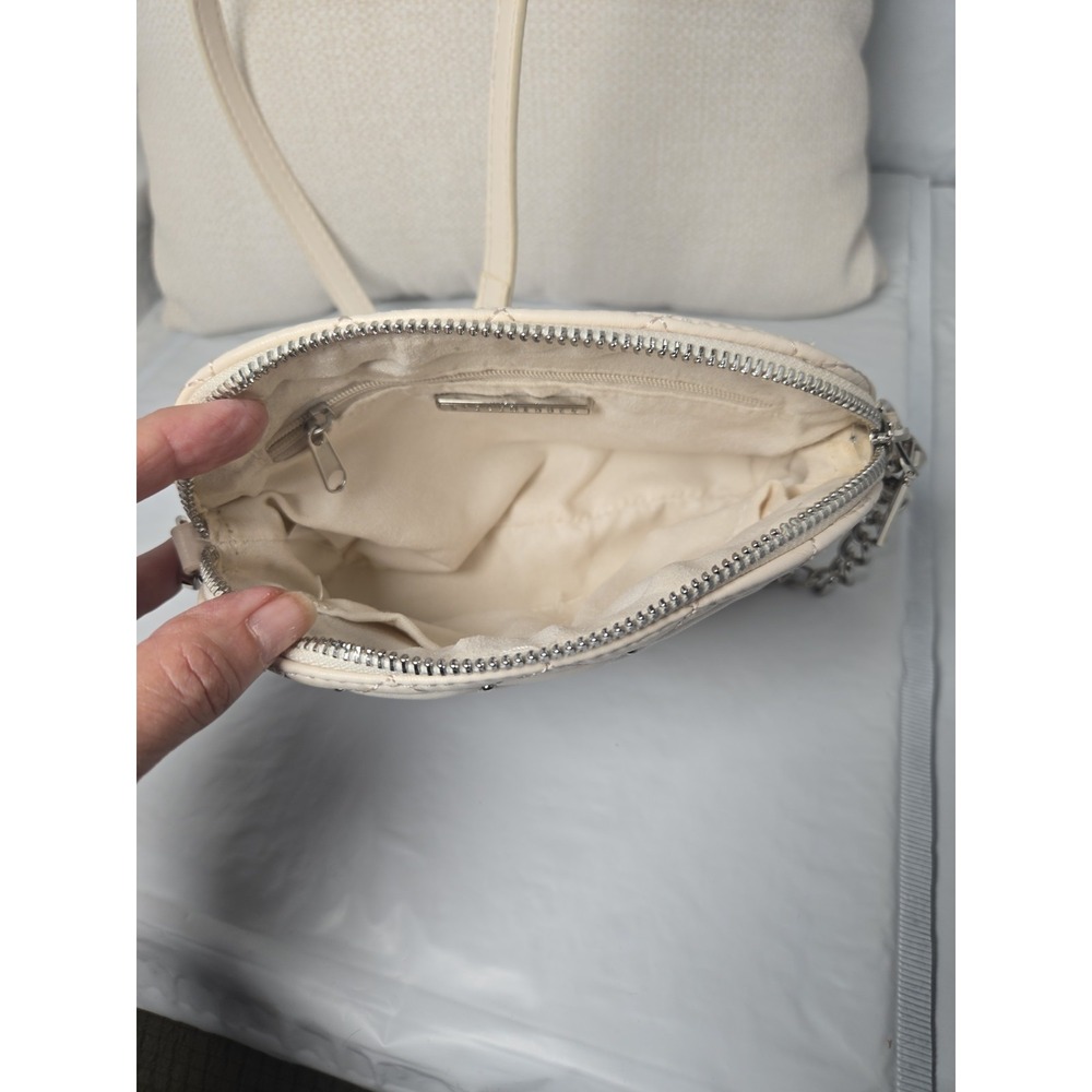 Steve Madden Cream Quilted Studded Crossbody Bag Silver SM Logo Dome Purse - Picture 6 of 8